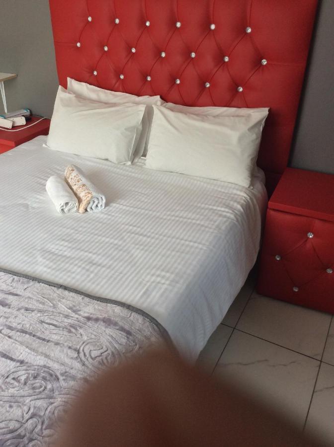 De Capital Guest House East London Εξωτερικό φωτογραφία